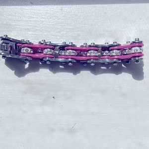Pink and jewels chain link bracelet